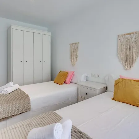 Historic Center Cozy Duplex * Estepona